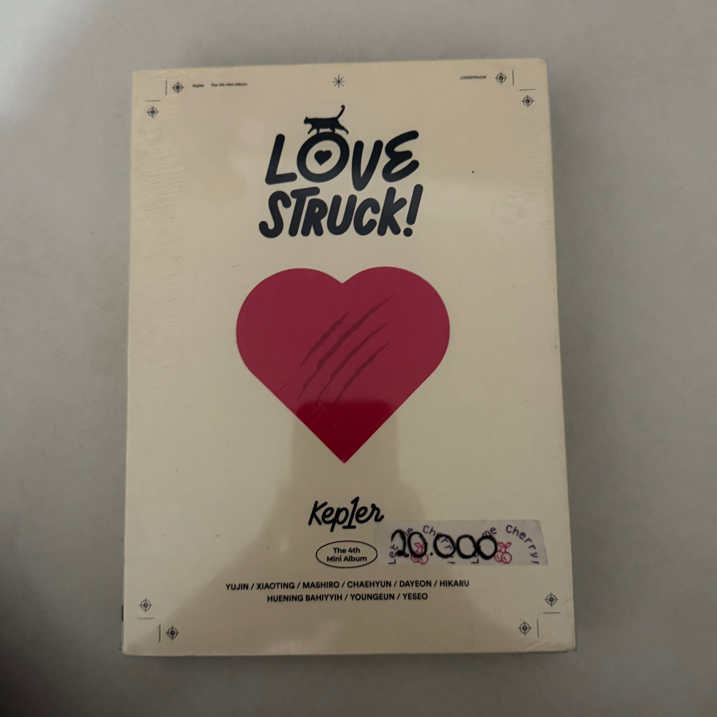 Kep1er – LOVESTRUCK! (LOVE STRIKE VER)