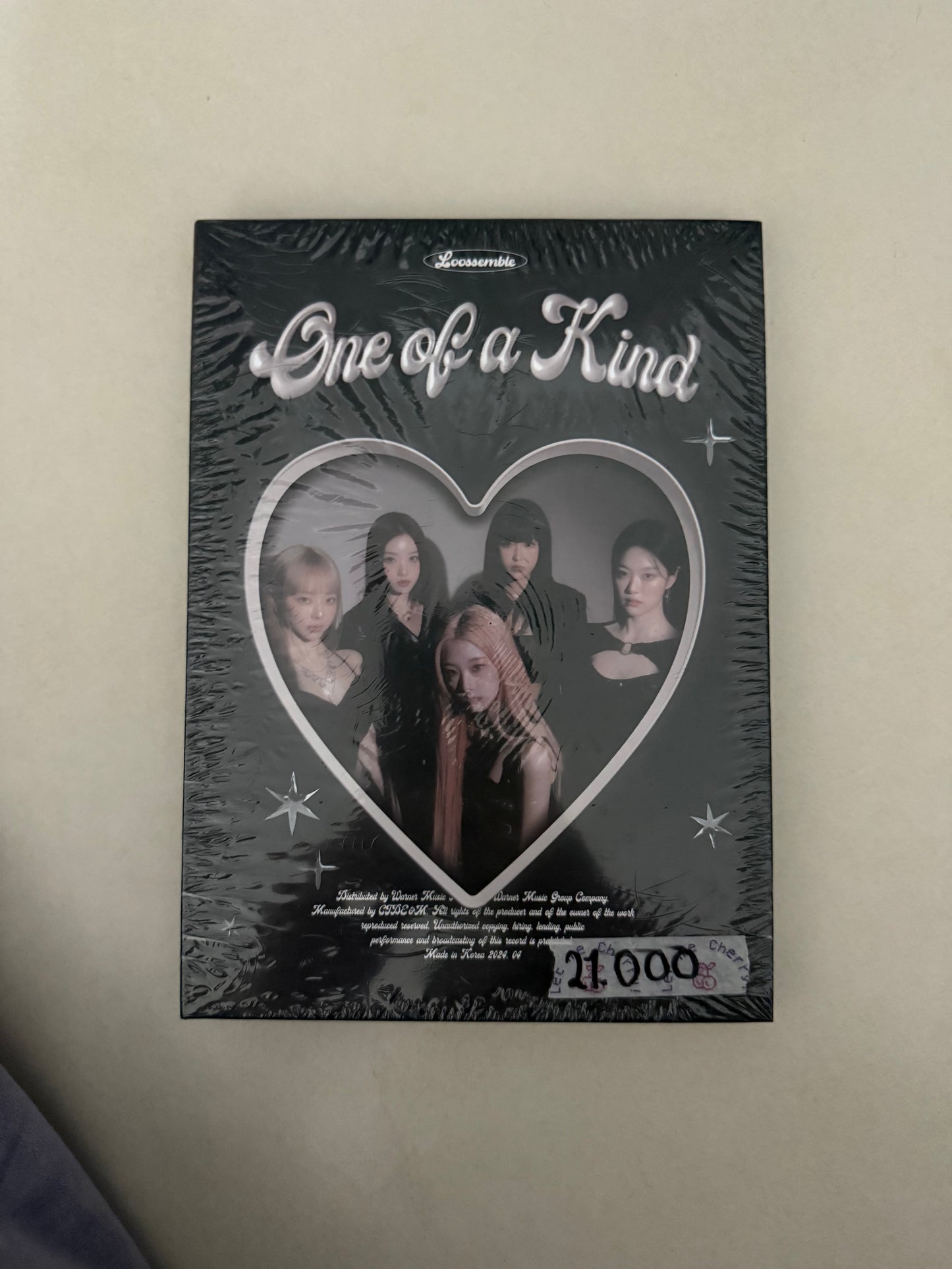 LOOSSEMBLE – One of a Kind (Dawn Version)