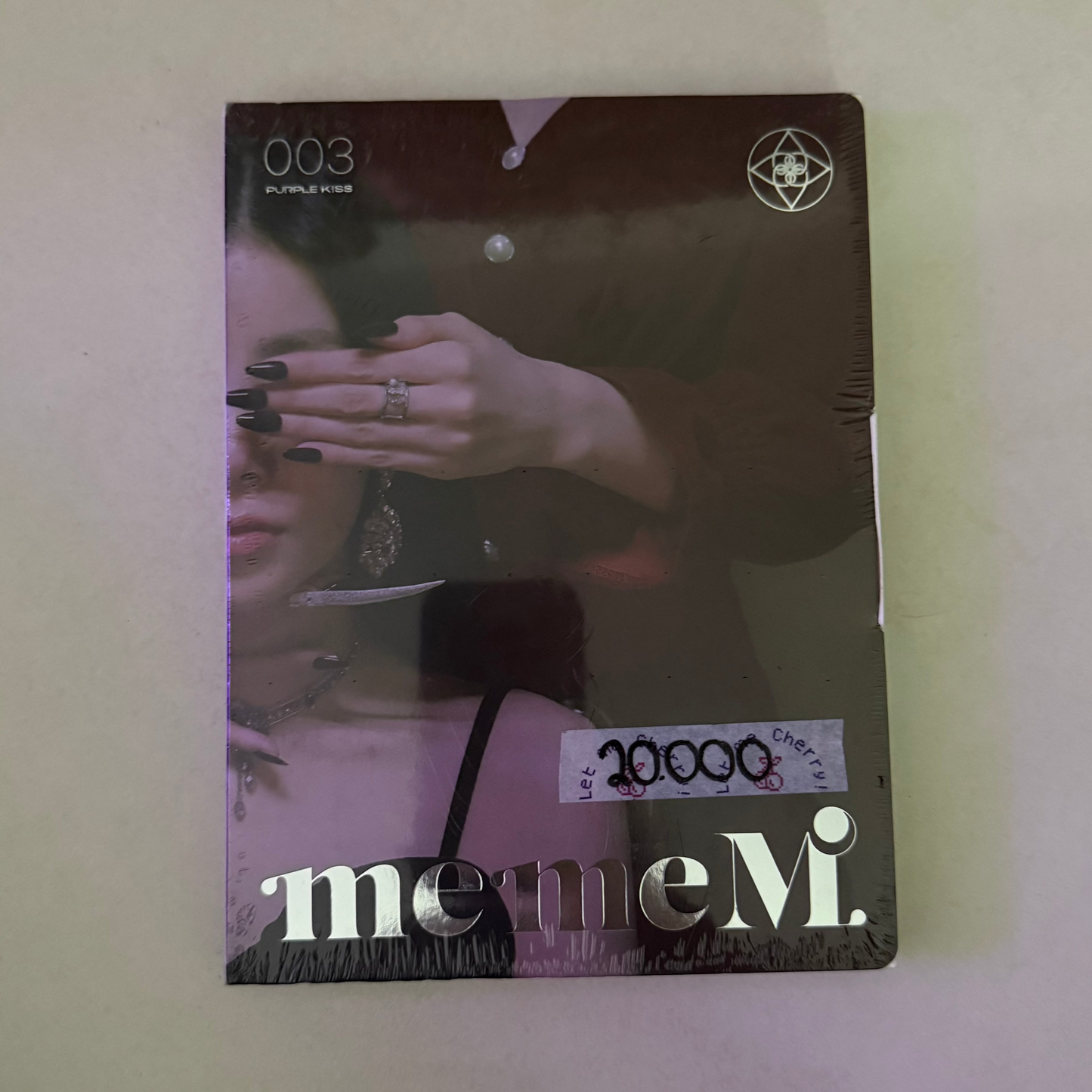 PURPLE KISS – memeM (meme Version)