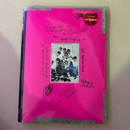 Stray Kids – 樂-STAR (Rock Star) (ROCK VERSION)